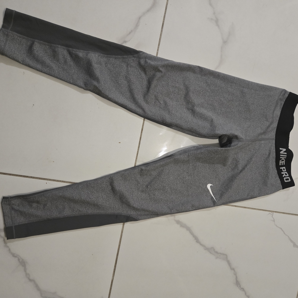 Nike Pro Kids Gray Leggings - Picture 2 of 6